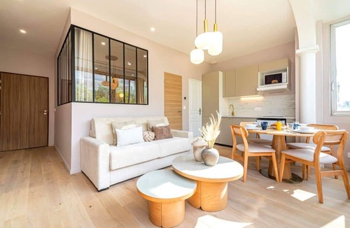 Quartier de la Plaine-de-Monceaux Apartment | Élégant 2 pièces climatisé – Paris 17