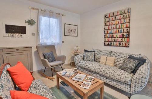 Saint-Vincent-sur-Jard House | Élégante maison avec piscine