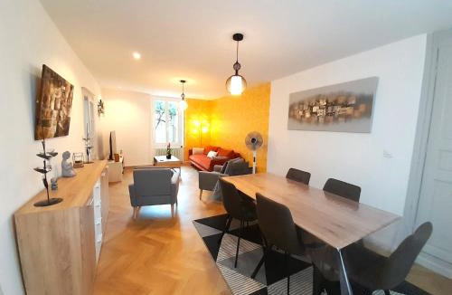 Vatan House | Élégante maison avec patio Vatan Centre