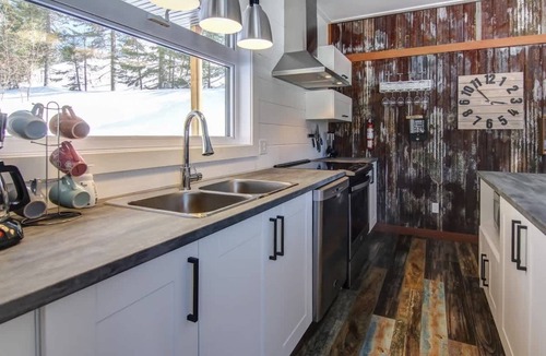 Saint-David-de-Falardeau Ski Chalet | Élan| Tavata Chalets | Valinouët