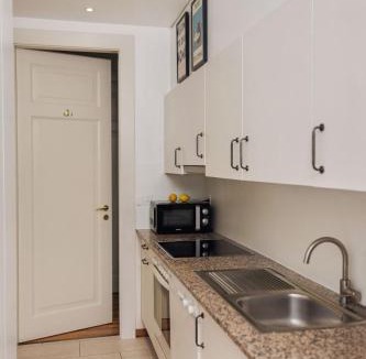 Montreux Apartment | Élevé Collection - Riviera Escape