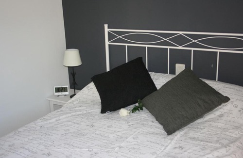 Villanova Apartment | Ésera Dos Catedrales