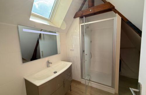 Chanzeaux Bed & Breakfast | Étage complet à la campagne