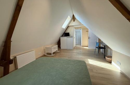 Chanzeaux Bed & Breakfast | Étage complet à la campagne