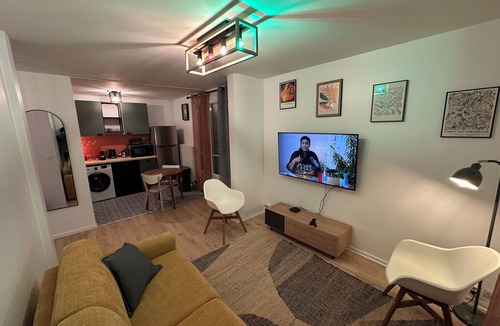 Domont Apartment | Évasion au vert à Domont - 2 rooms + private parking