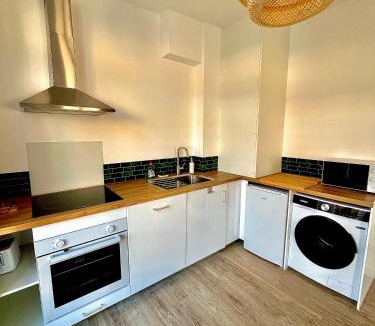 Sainte-Foy-la-Grande Apartment | Évasion douce,SPA Balnéo