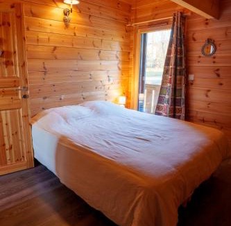 Foncine-le-Haut Ski Chalet | Évasion jurassienne, séjour cosy bois