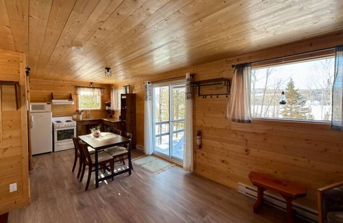 Pohenegamook House | Évasion romantique au cœur de la nature