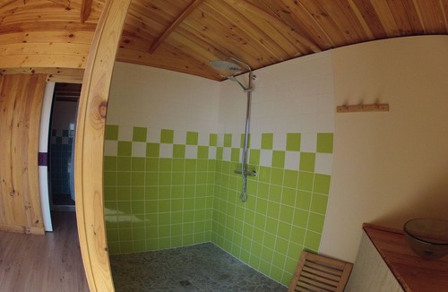 Lempzours House | Ô bois dormant