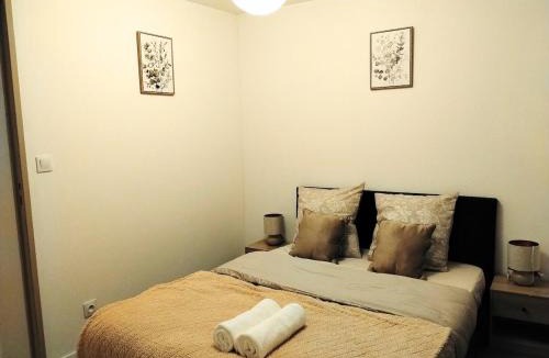 Bourges Apartment | Ô Bon Goût