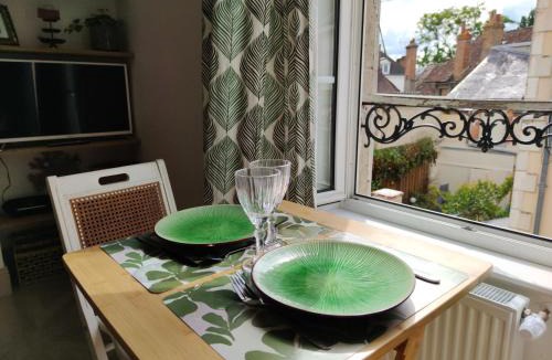 Chateauneuf-sur-Loire Apartment | Ô Bulles de Loire, Châteauneuf-sur-Loire