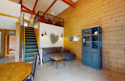 Saint-Maixent-sur-Vie Ski Chalet | Ô Cœur du Bois