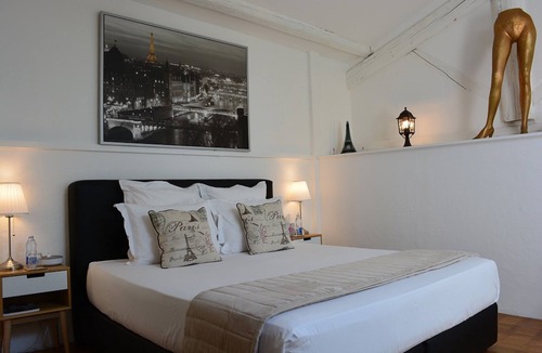 Campagnan Bed & Breakfast | Ô Chai d'Œuvres - Luxury B&B