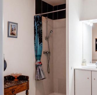 Quint-Fonsegrives Apartment | Ô Cocon Paisible - WiFi, Calme, Smart TV, Parking - A 2min du Campus TBS