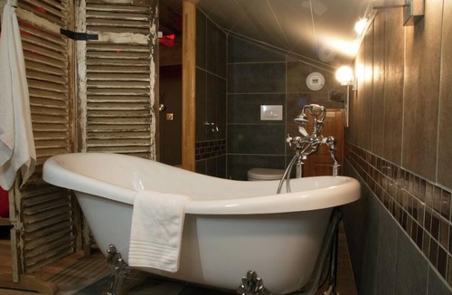 Bourgnac Hotel | Ô Délices de la Monnerie