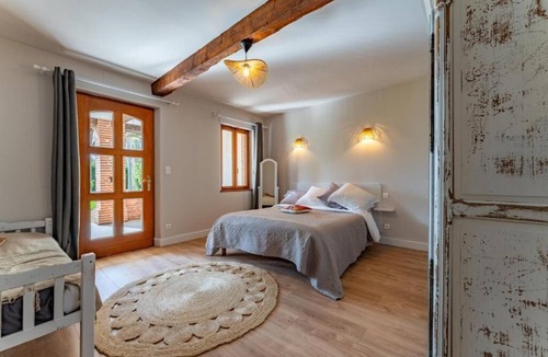 Saint-Nauphary Hotel | Ô DOMAINE
