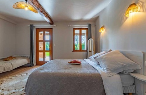 Saint-Nauphary Hotel | Ô DOMAINE