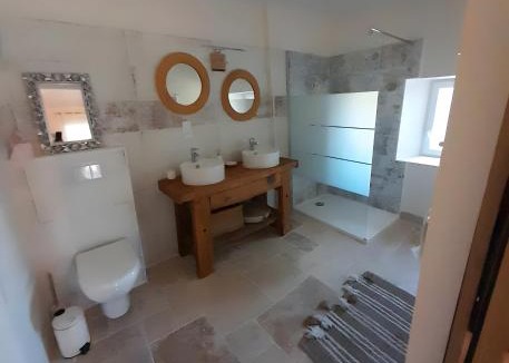 La Roche-sur-Grane House | Ô Fil De La Source