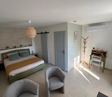 Coulon Bed & Breakfast | Ô Ptit Verger