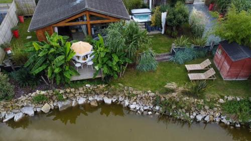 Muizon House | Ô85 - Cottage & Jacuzzi
