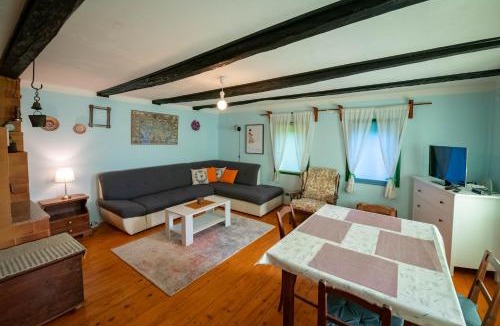 Brod Moravice House | Šajnska Hiža, autentična goranska kuća u prirodi