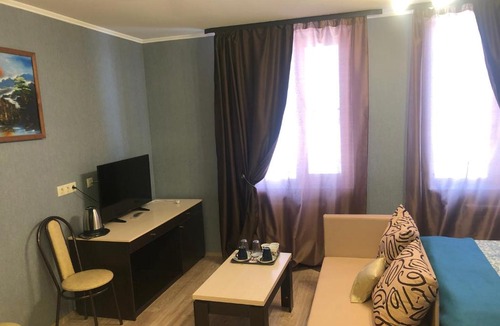 Uglegorskoe Hostel | Гостиница "Атаманский Двор"