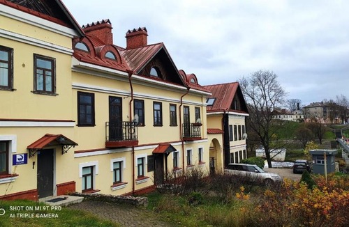 Pskov Old Town Apartment | Шикарная двухуровневая квартира 100 м кв на берегу реки, рядом парк и величественный кремль