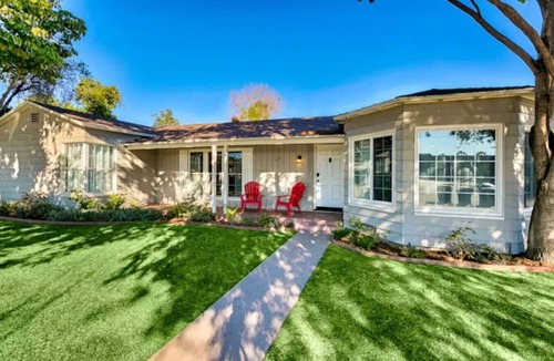 Anaheim Colony Historic District House | ৎ୭Disney Anaheimৎ୭heated pool Jacuzi games & more