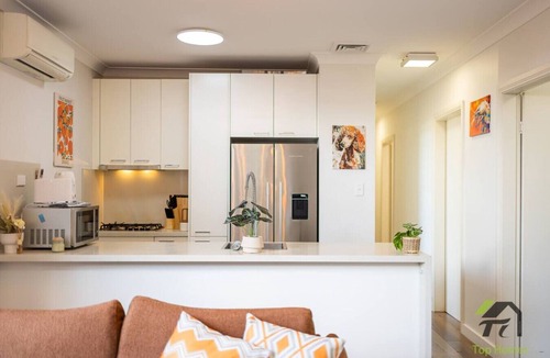 Chippendale Apartment | 位于Chippendale的二房温馨公寓