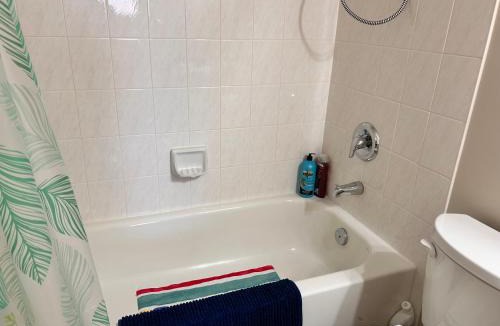 Bowmanville House | 多伦多湖畔别墅双人间3