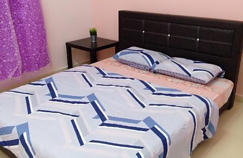 Simpang Renggam Apartment | 風跡石屋 TIARA HOMESTAY