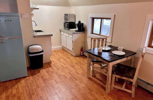 Proctorsville Apartment | $0 Fees Cozy Apt Minutes to Okemo & Pet Friendly