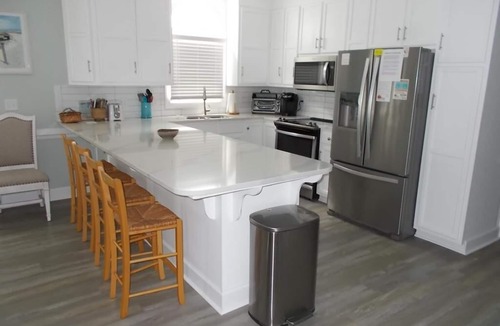 Sunset Beach House | 002W Longue Vue by Sunset Vacations