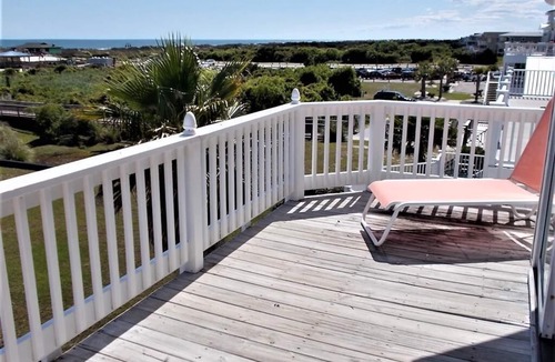 Sunset Beach House | 002W Longue Vue by Sunset Vacations