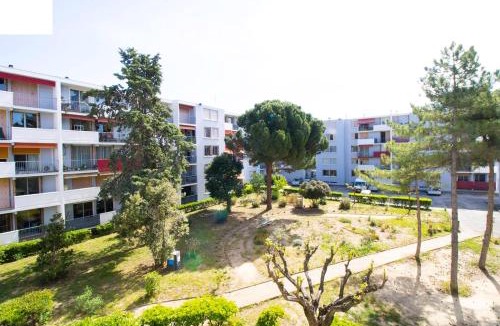 Lemasson Apartment | 005- Appartement 6 chambres, Tramway, Parking,Clim
