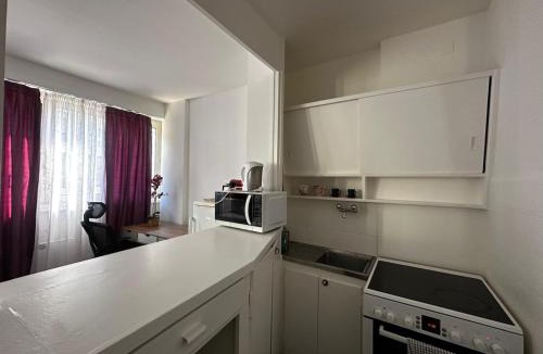 Saint-Gervais Temple Apartment | 01 Convenient Central Studio - Station Station
