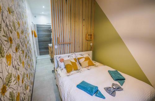 Woignarue Apartment | 01- Villa La Précieuse en Front de mer - Jardin et Terrasse