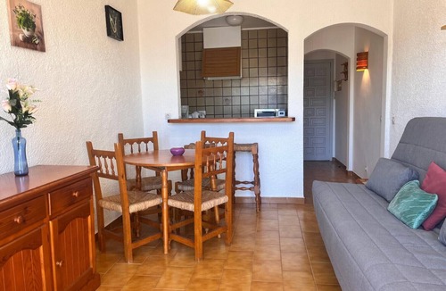 Empuriabrava Apartment | 0168-POBLAT TIPIC Studio near the beach