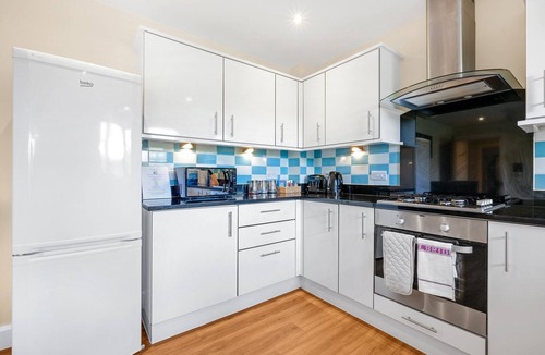 Stanwell Apartment | 02 - London Heathrow Living Serviced Apartments by Ferndale - Apt 02