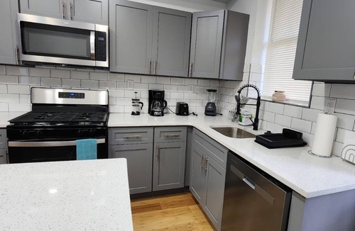 Primos Secane House | #02 Master Room + Private Bathroom in Angora