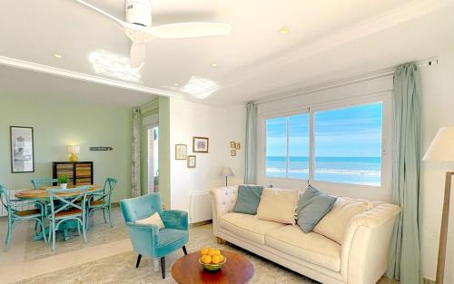 Daimuz Apartment | 02 Ninomad Lucentia Beachfront Daimús