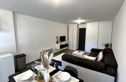 La Grande-Motte Apartment | 053 - Les Rives du Ponant Golf - Studio 4pers Wifi