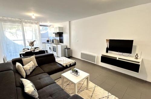 La Grande-Motte Apartment | 053 - Les Rives du Ponant Golf - Studio 4pers Wifi