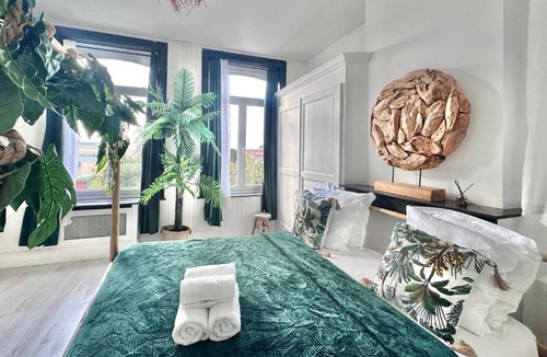 Tourcoing House | 06 - Malibu Style, private room Close to train station,