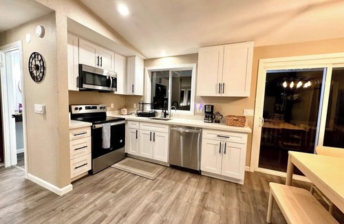 Everett House | 08 Min to PAE Airport - Cozy 2Br Home Surrounded by Nature w/carport