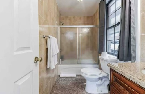 Center City Apartment | 1/1 Across Convention Center