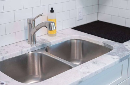 Dixieland Apartment | 1/1 Downtown Lakeland Pet Friendly Home