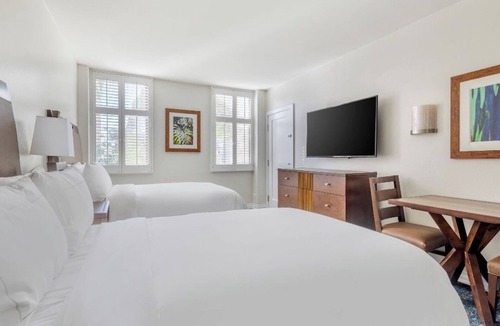 Waikiki Resort | 1/1 HGVC Lagoon Tower Beachfront Resort