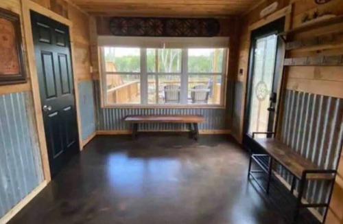 Thomaston House | 1,100ft²★Rapids In Backyard★Firepit★Pool Table★BBQ