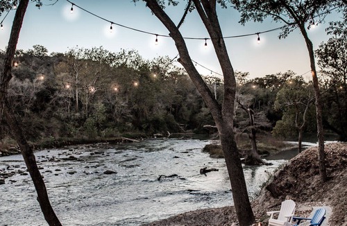 Thomaston House | 1,100ft²★Rapids In Backyard★Firepit★Pool Table★BBQ